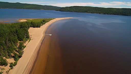 Côte-Nord - Un endroit de rêve ! Vivez des vacances de pêche ou des vacances en famille dans un chalet à prix imbattable ! À 15 minutes de Tadoussac